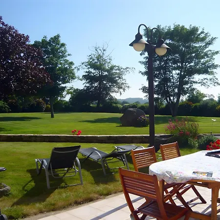 Maison Independante Sur Jardin